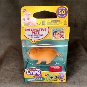 Little Live Pets Splashee Otter Toy NeeDees Pocket Size Pet 50 Sounds Reactions